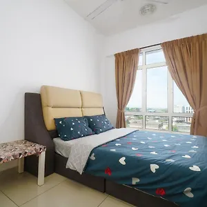 Lovely 2br Majestic 6 Pax Pool View Appartement