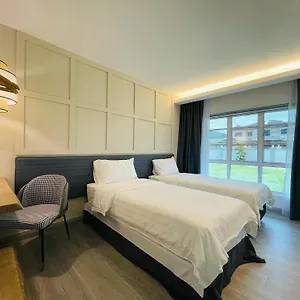  Privatunterkunft Regent Leisure & Event